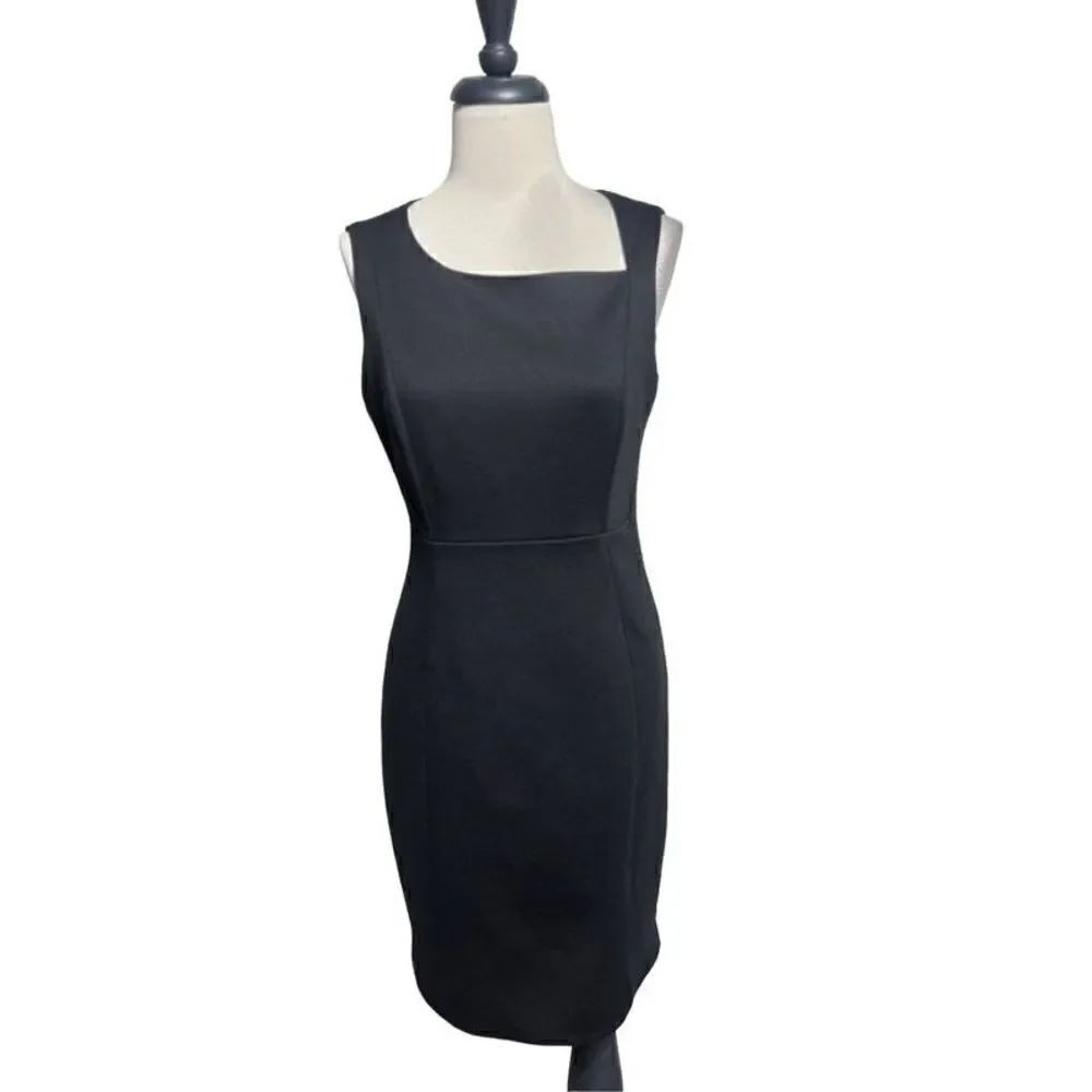 Tahari Size 6 Sleeveless Little Black Dress Shift Dress Career Dress
